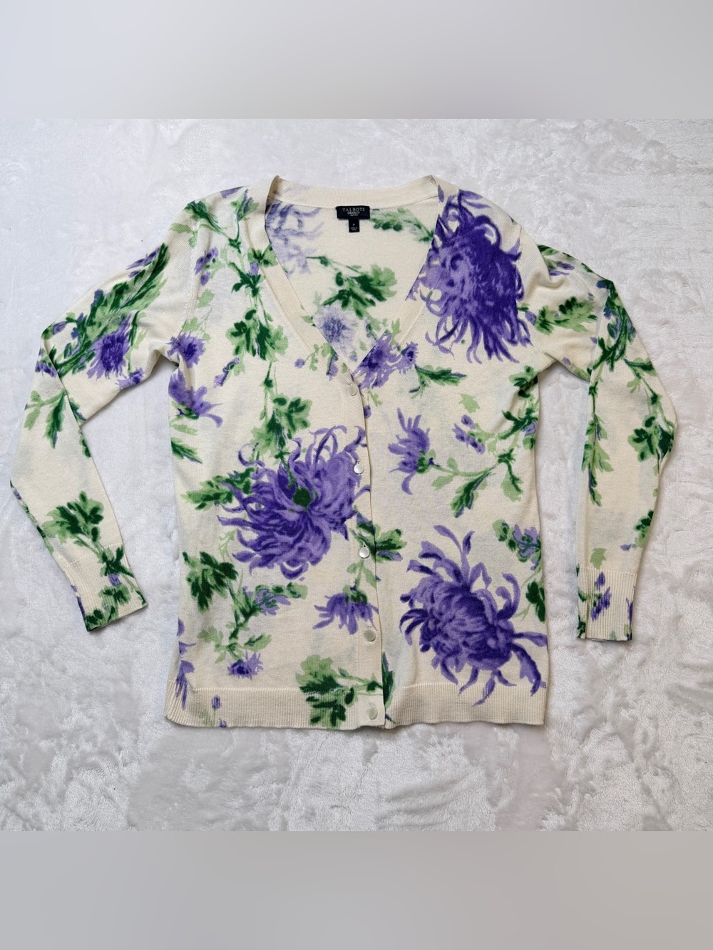 Talbots Cream Sweater with lavender Floral and Green Leaf pattern. silk,cotton, - Picture 4 of 9